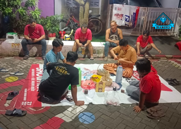 Memasuki minggu pertama bulan suci Ramadhan 1447 H, kegiatan ronda malam di Cluster Diamond BTR3 Bekasi tetap dilaksanakan dengan penuh tanggung jawab. 