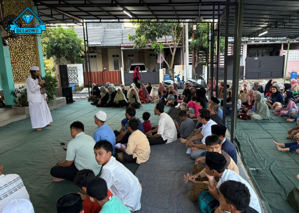 Warga Cluster Diamond BTR3 Bekasi Gelar Buka Puasa Bersama dan Santunan Yatim di Masjid Al Muhajirin